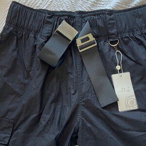 Women's Balance Athletica Vitality Black Cargo Pants with Belt Size L NWT